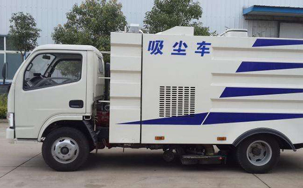 湖北程力東風(fēng)吸塵車有哪些特點(diǎn)?