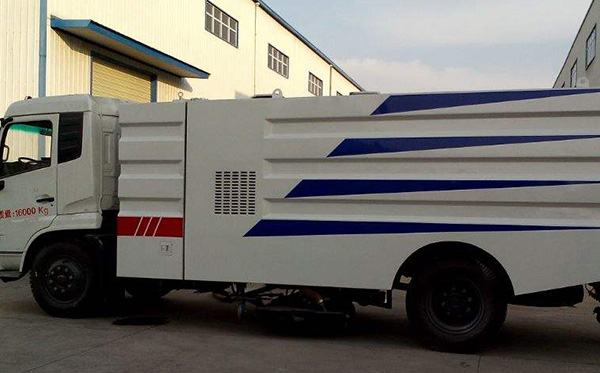 湖北程力東風(fēng)吸塵車有哪些特點(diǎn)?